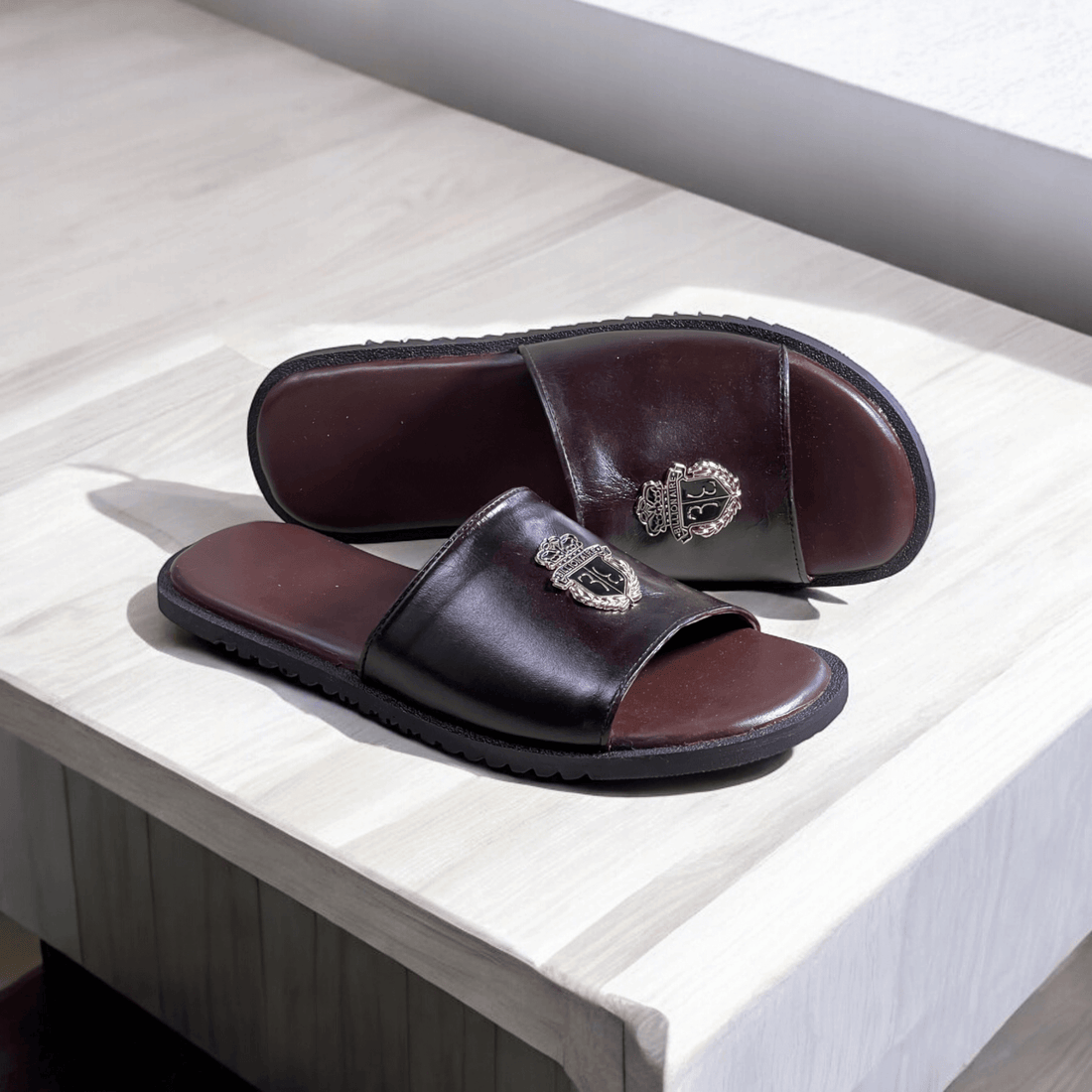 Leather Bilinear Slipper Brown-3001